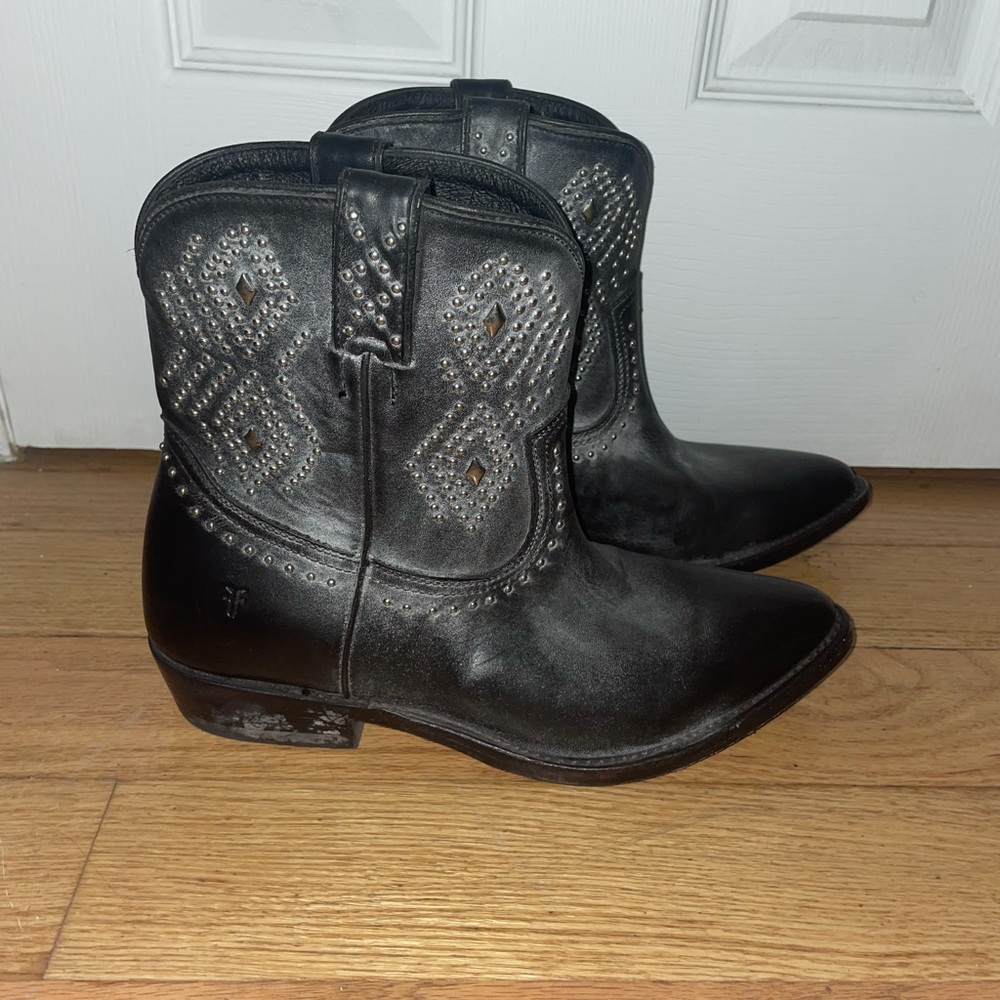 Frye Distressed Black Billy Stud Short Cowboy Boots/Booties - Picture 3 of 9